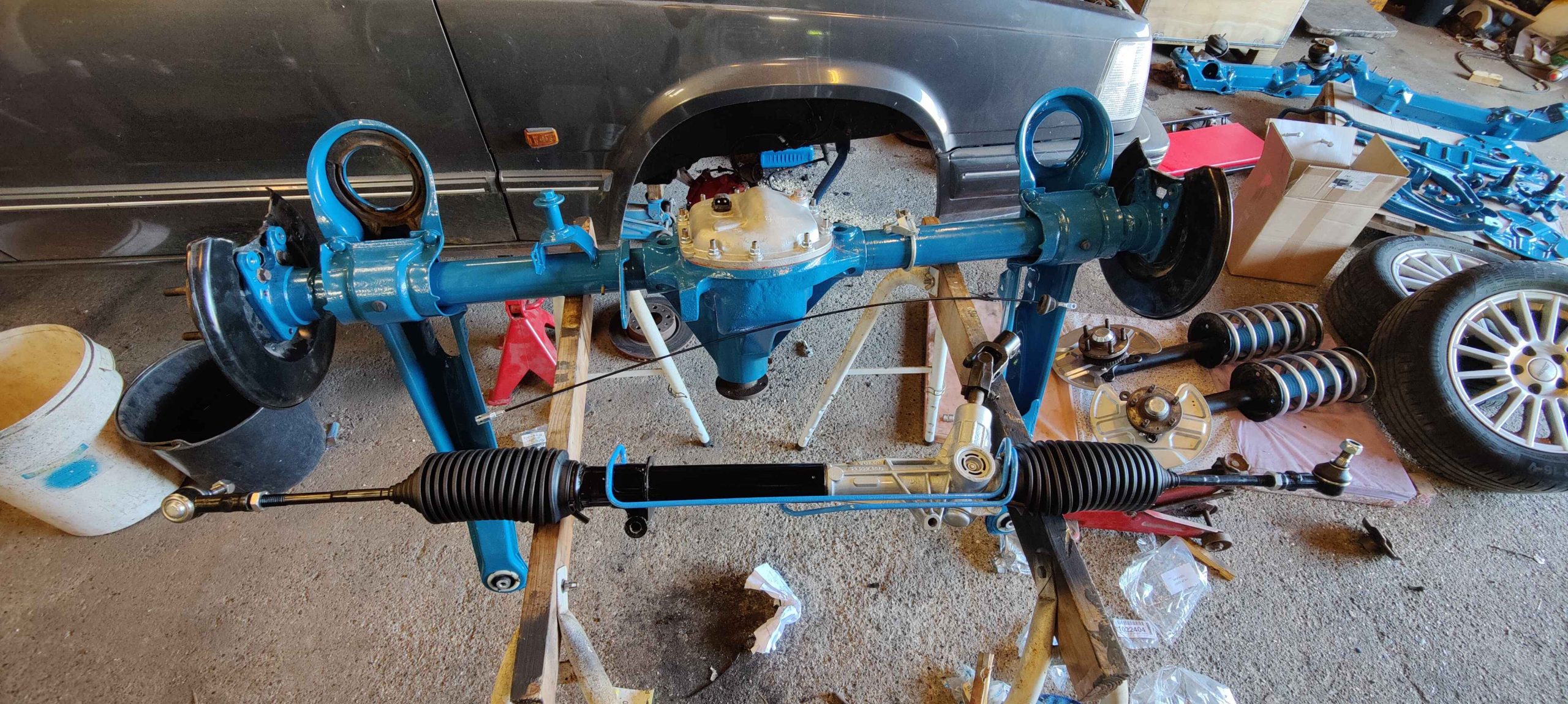 Dele klar til at blive monteret på Volvo 940